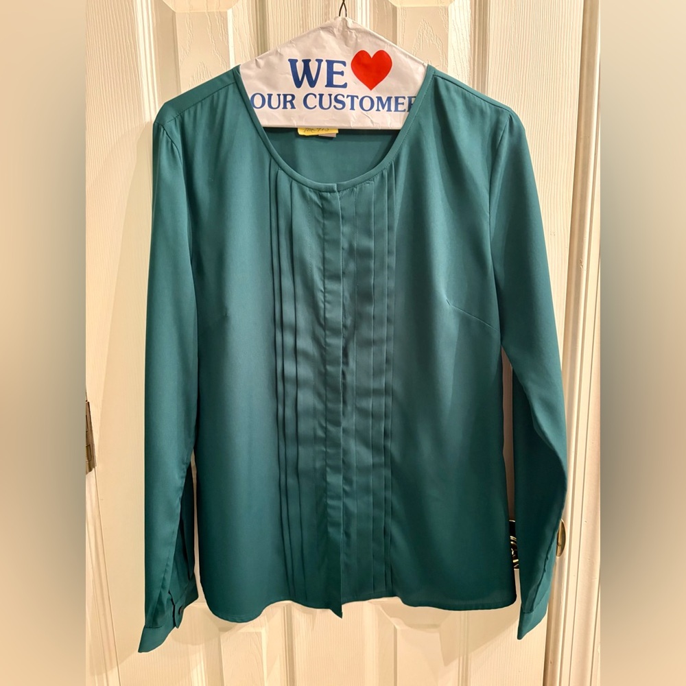 Banana Republic Emerald Green Long-Sleeve Pleat-Front Blouse